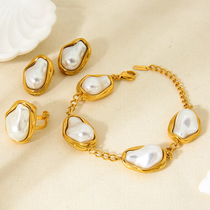 Velmora Pearl Set