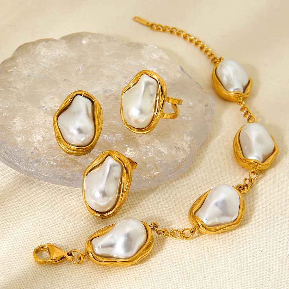Velmora Pearl Set