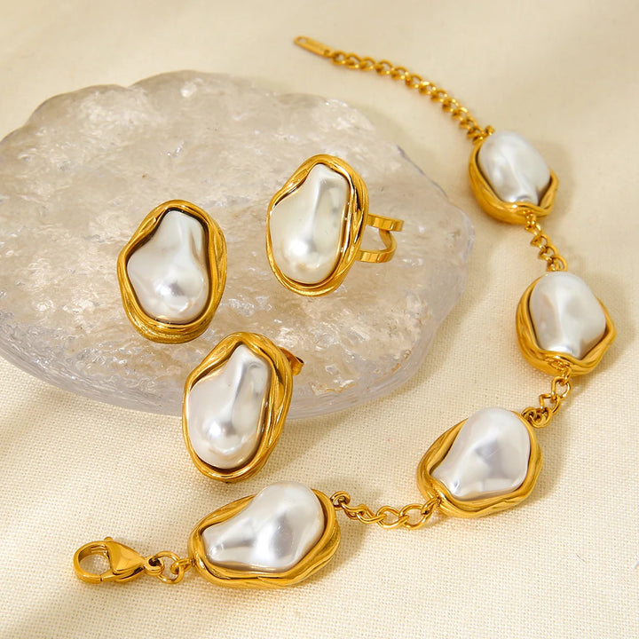Velmora Pearl Set
