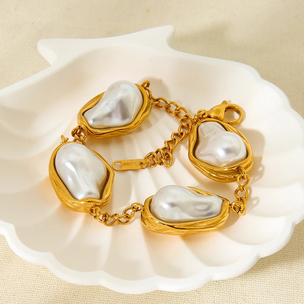 Velmora Pearl Set