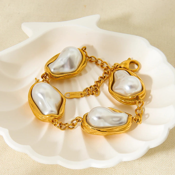 Velmora Pearl Set