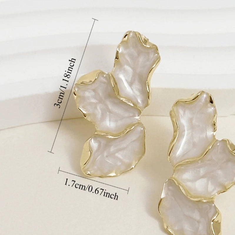 Nora Flower Stud Earrings