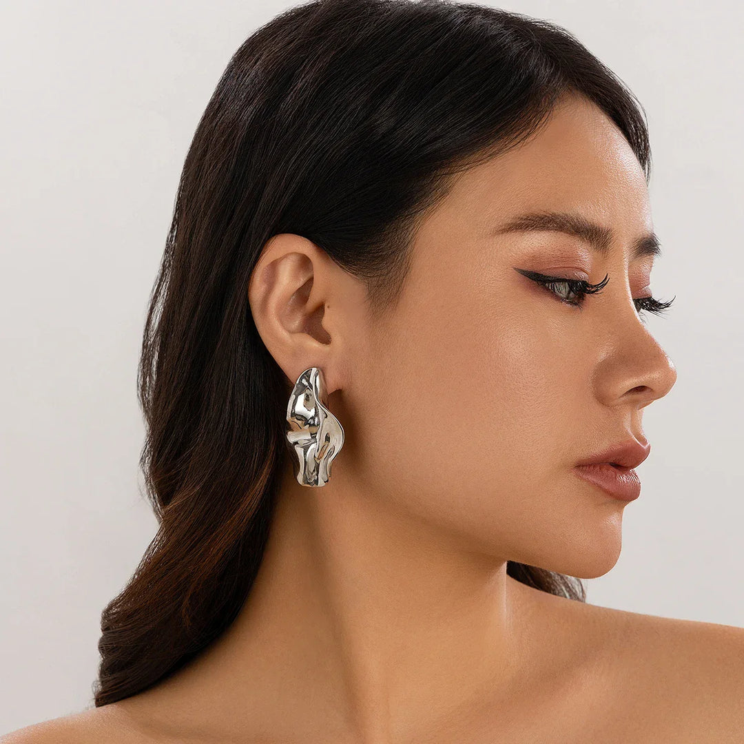 Arden Sculpted Drop Earrings