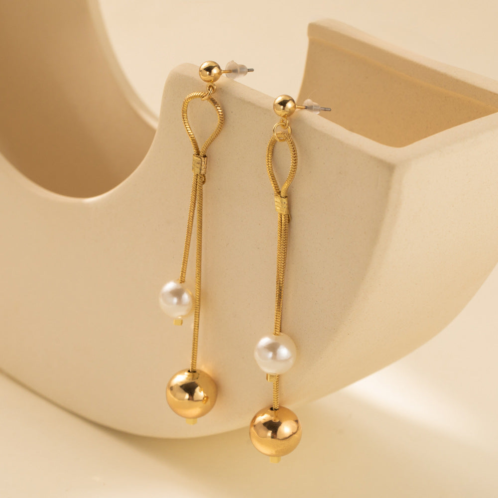 Denis Pearl Drop Chain Earrings