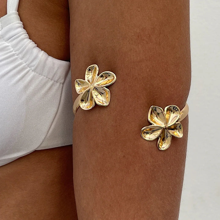 Avila Floral Star Charm Bracelet