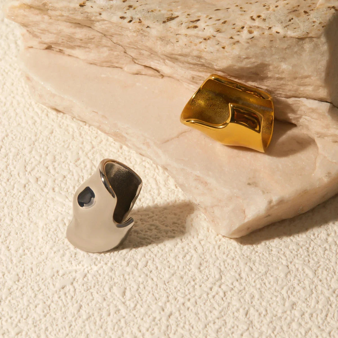 Velin Edge Ear Cuff Earrings