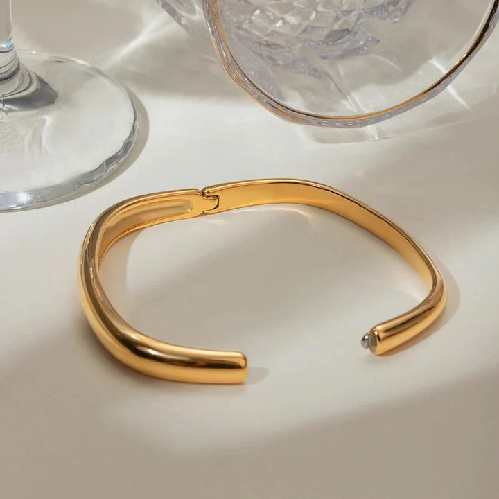 Braden Minimal Open Cuff Bracelet
