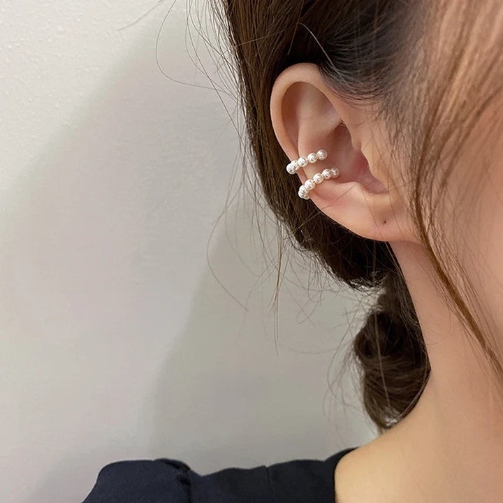 Cruz Minimal Pearl Hoop Earrings