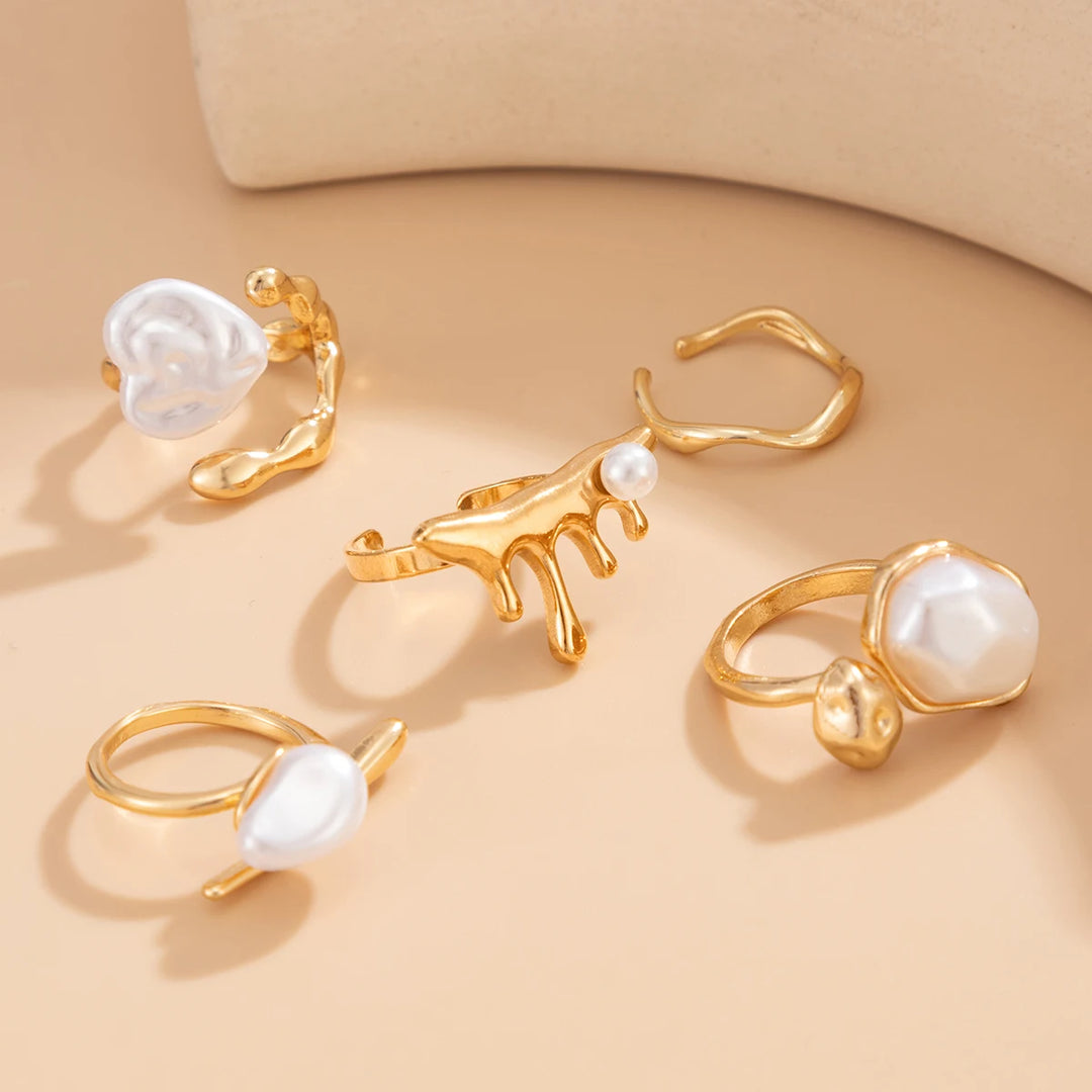 Eloria Irregular Pearl Ring Set