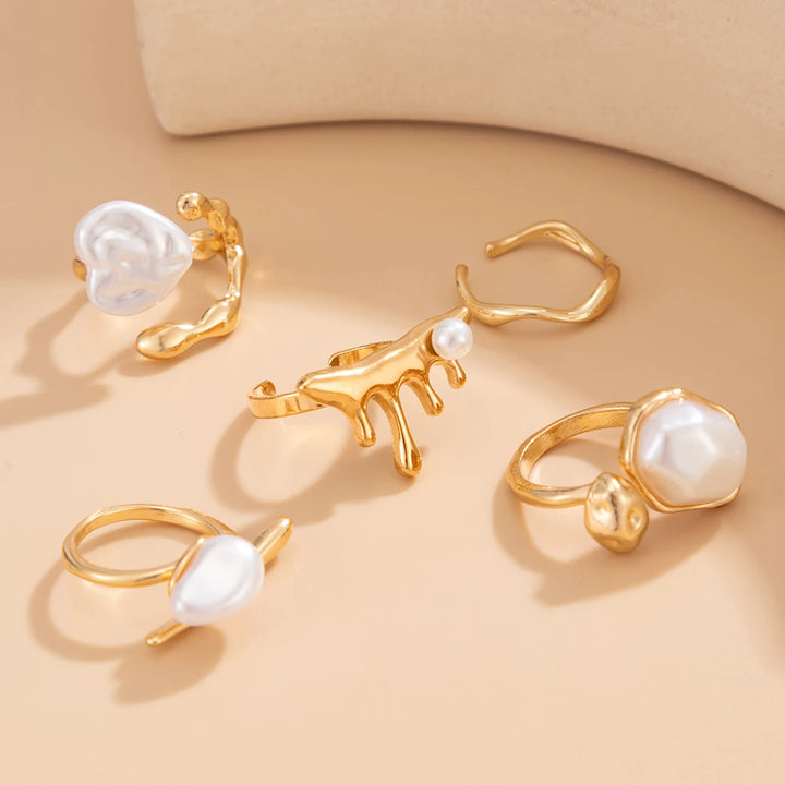 Eloria Irregular Pearl Ring Set