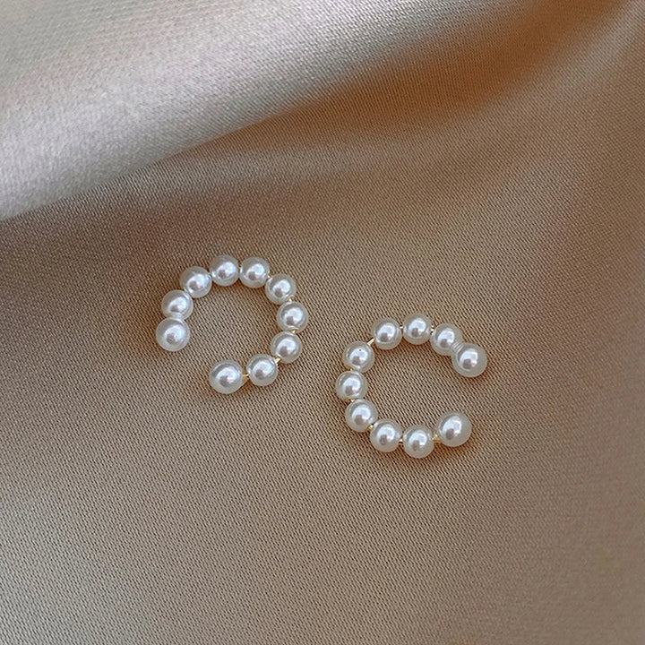 Cruz Minimal Pearl Hoop Earrings