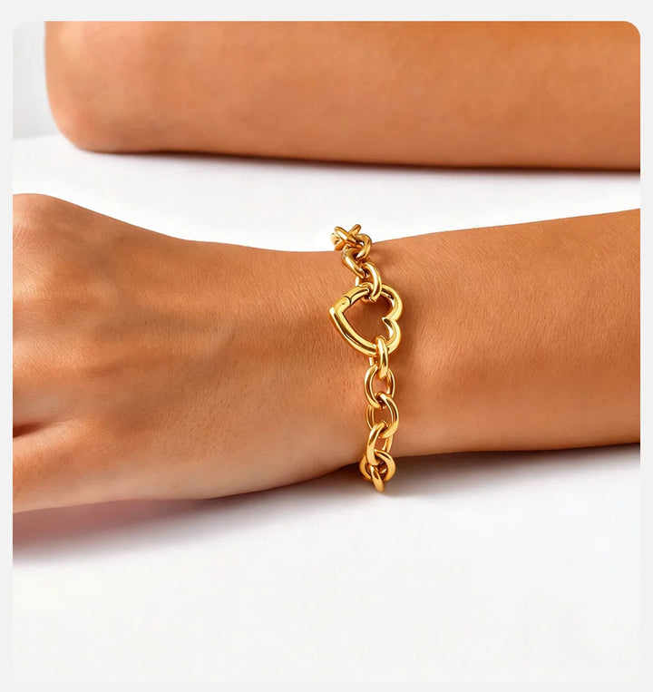 Amora Heart Link Chain Bracelet