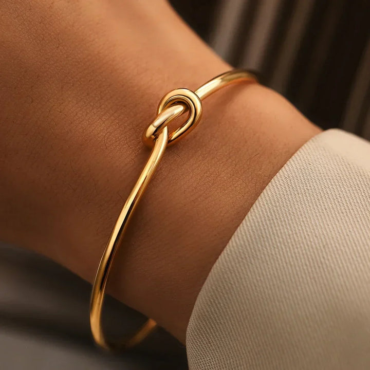 Ziva Geometric Knot Bracelet