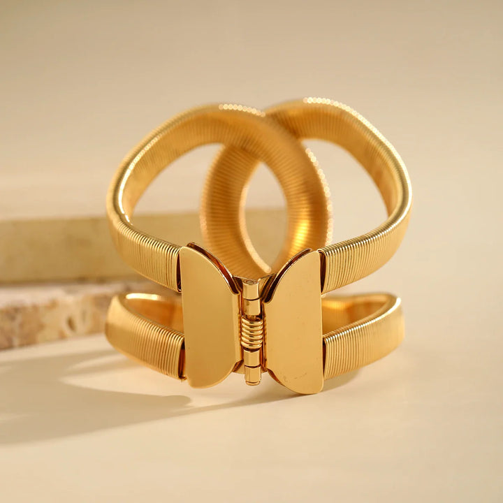 Trey Sculpted Link Cuff Bracelet
