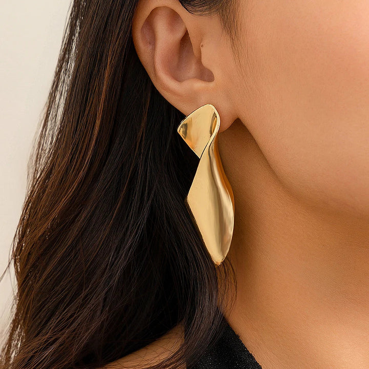 Rina Geometric Twisted Stud Earrings