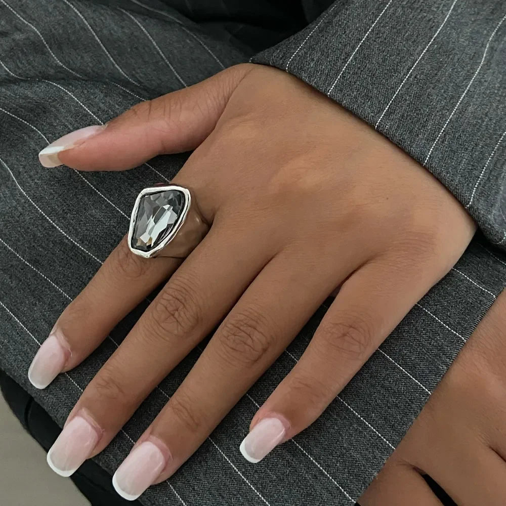 Novera Crystal Edge Ring