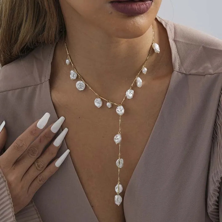 Selvara Pearl Tassel Necklace