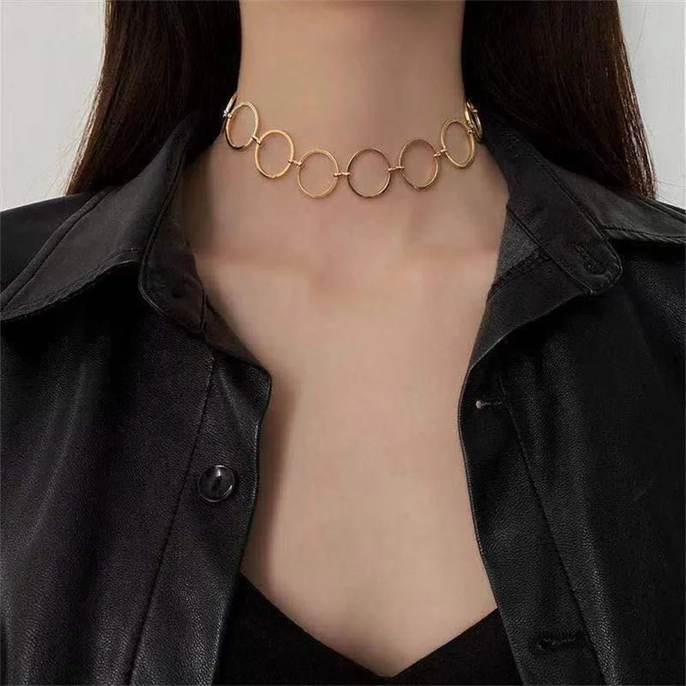 Nova Circle Link Choker Necklace