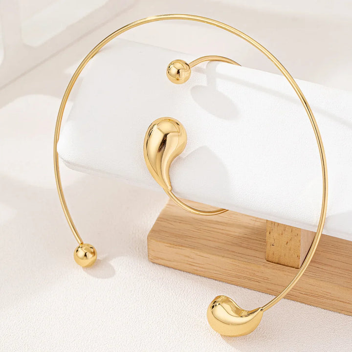 Austin Sculpted Gold Jewelry Set