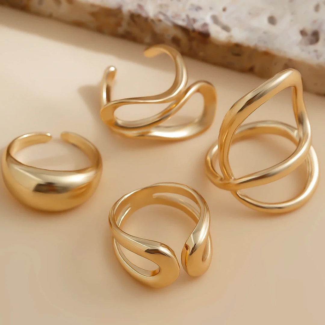 Lewis Vintage Sculpted Ring Set