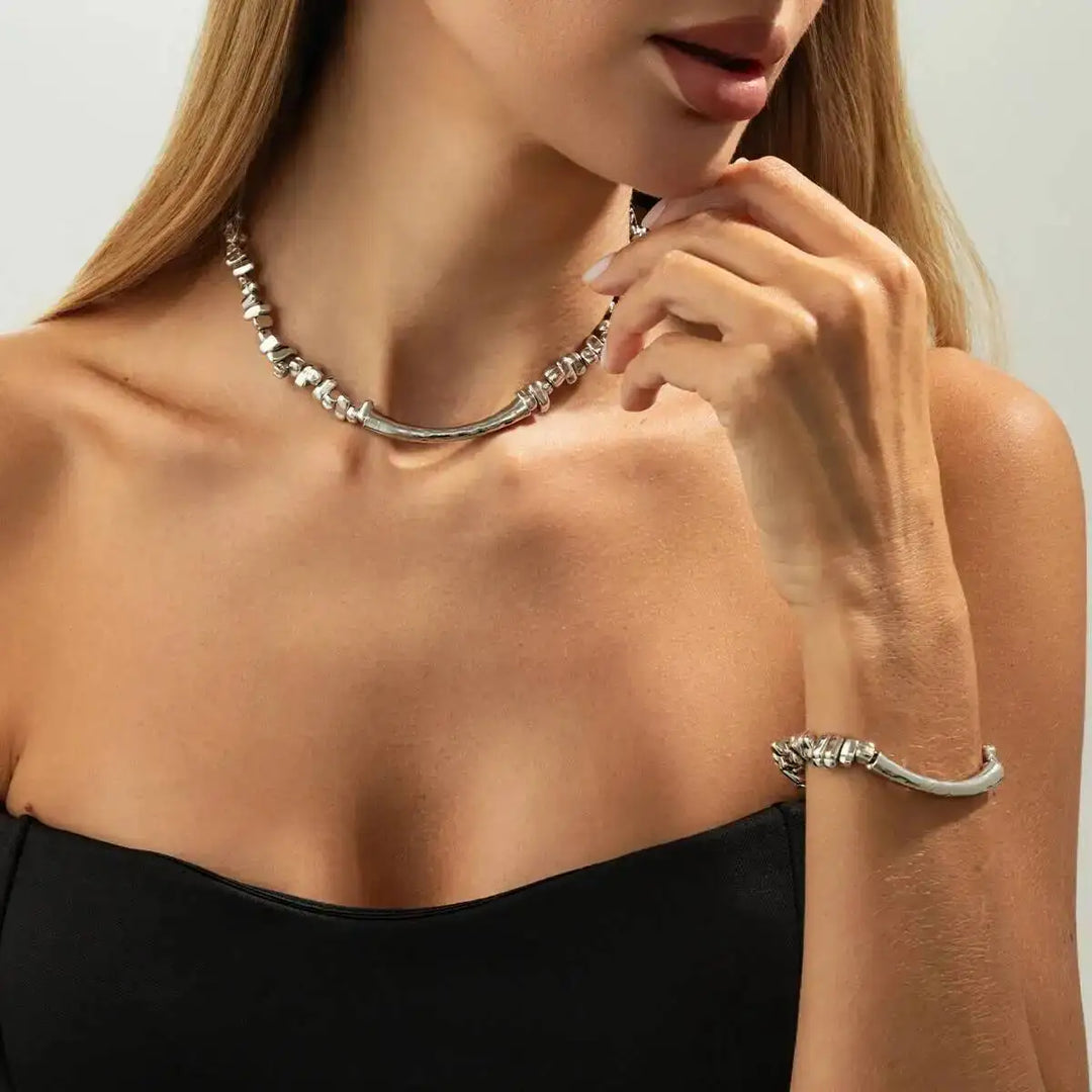 Holt Modern Choker and Bracelet Set