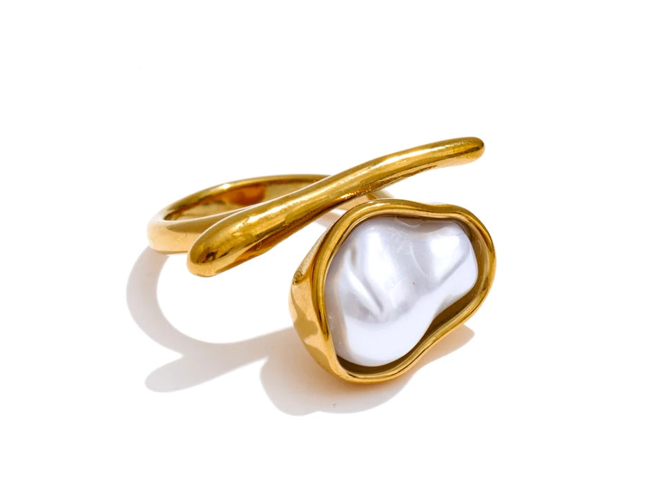 Orlina Pearl Wave Ring
