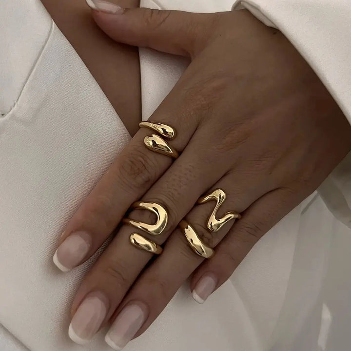 Ermias Sculpted Wave Ring Set