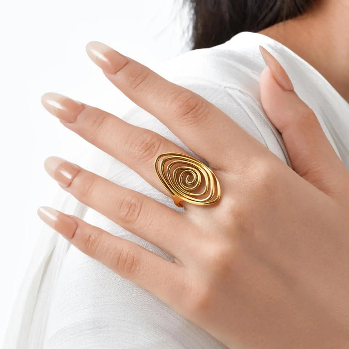 Alec Spiral Statement Ring