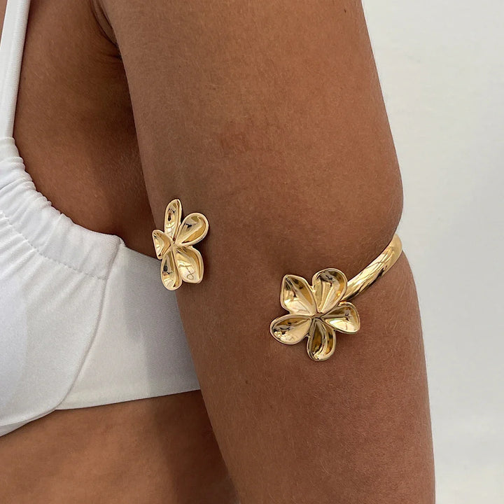 Avila Floral Star Charm Bracelet