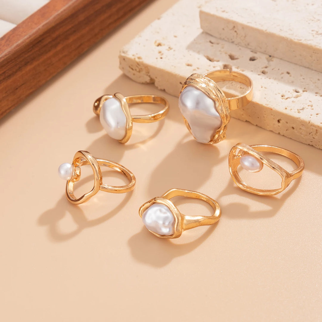 Eloria Irregular Pearl Ring Set