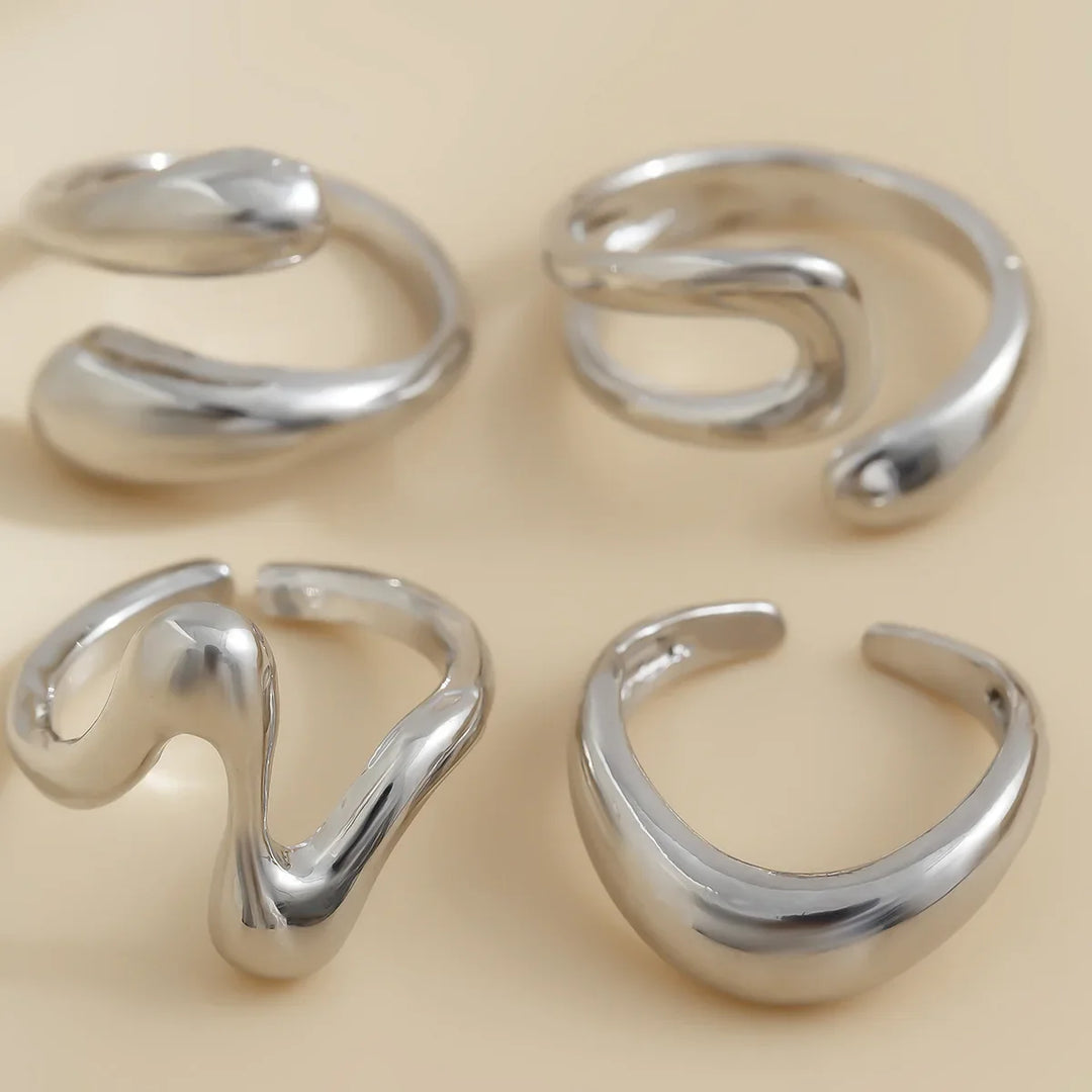 Ermias Sculpted Wave Ring Set