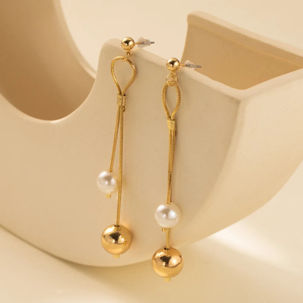 Denis Pearl Drop Chain Earrings