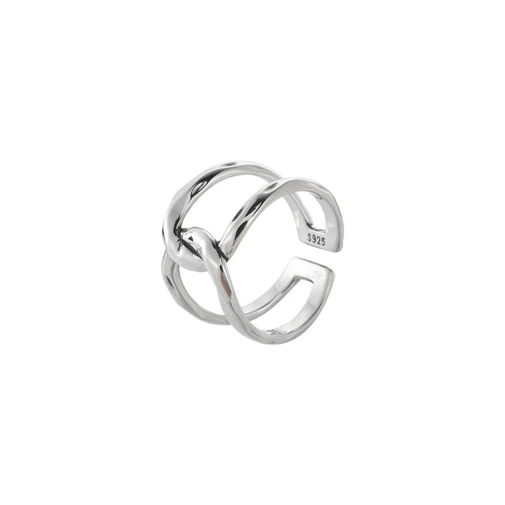Lily Intertwined Band Ring