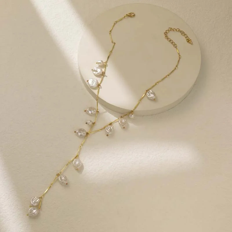Selvara Pearl Tassel Necklace