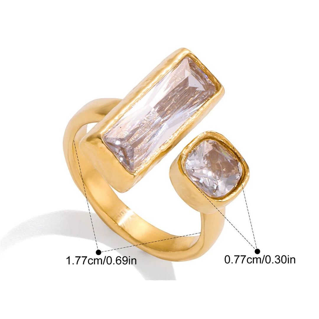 Zirel Duo Crystal Gold Ring