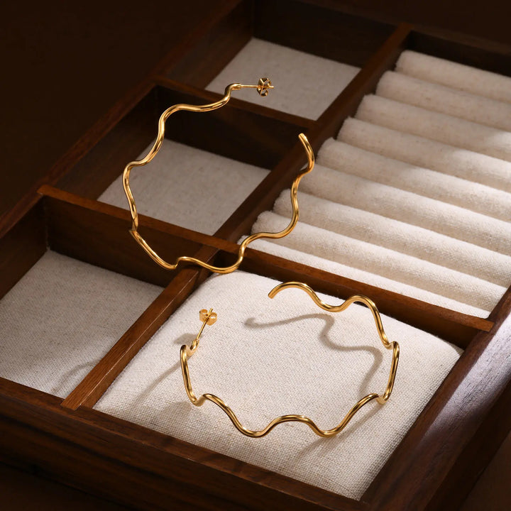 Mullen Layered Heart Jewelry Set