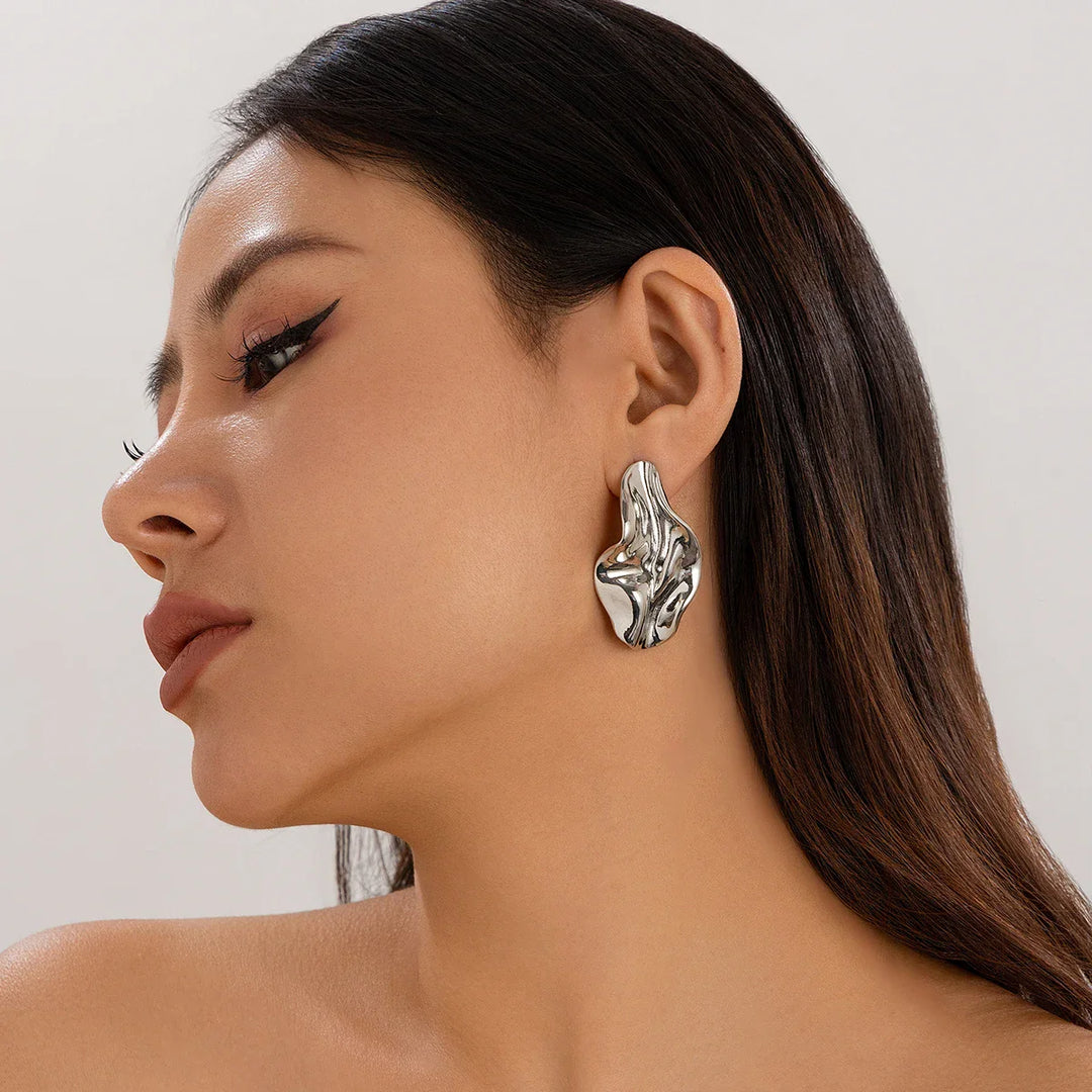 Arden Sculpted Drop Earrings