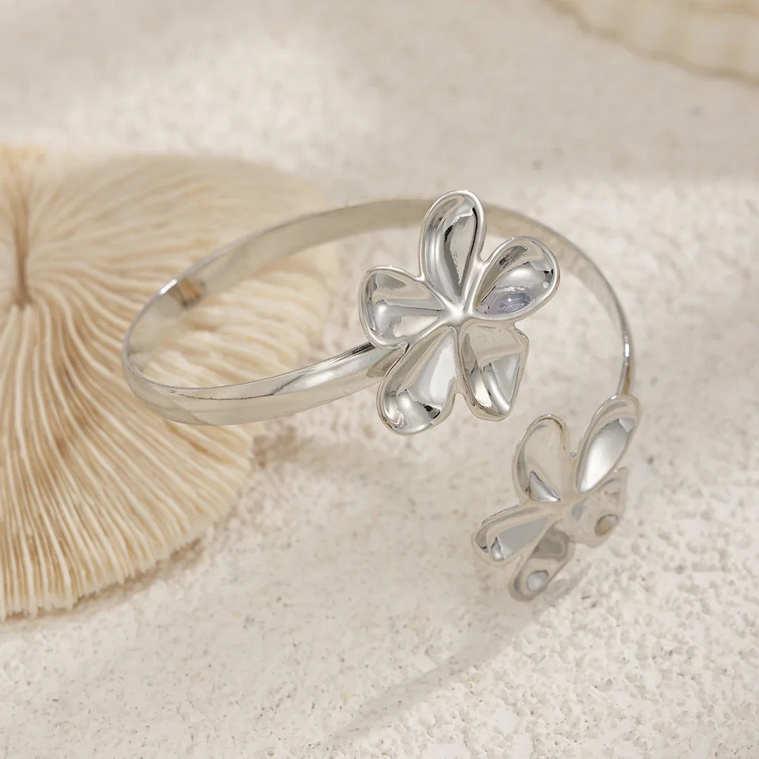 Avila Floral Star Charm Bracelet