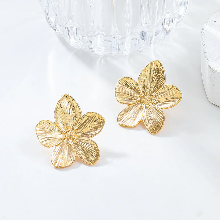 Alanna Floral Stud Earrings