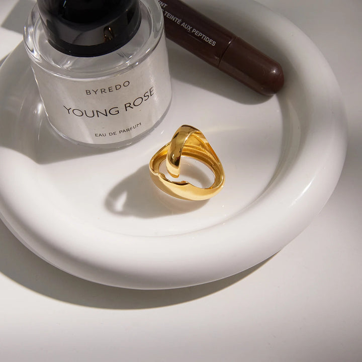 Lunara Clear Oval Crystal Ring