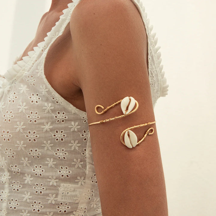 Fry Seashell Arm Cuff Bracelet