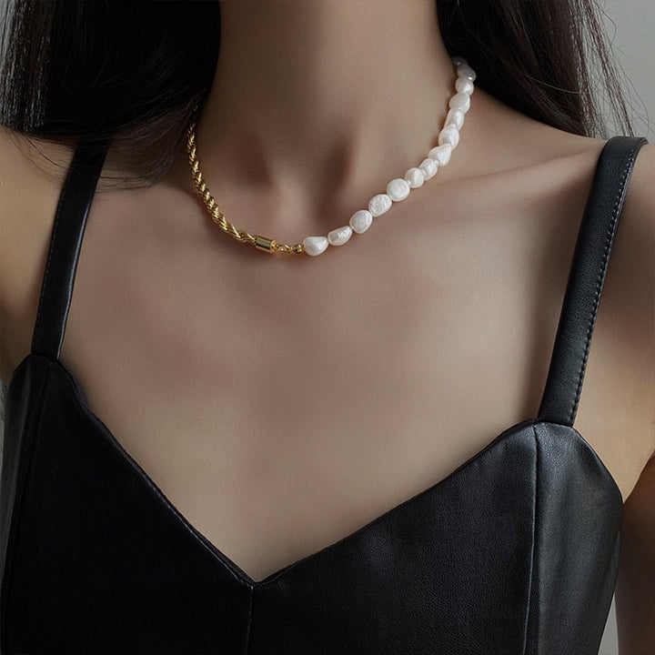 Arlo Pearl Chain Necklace