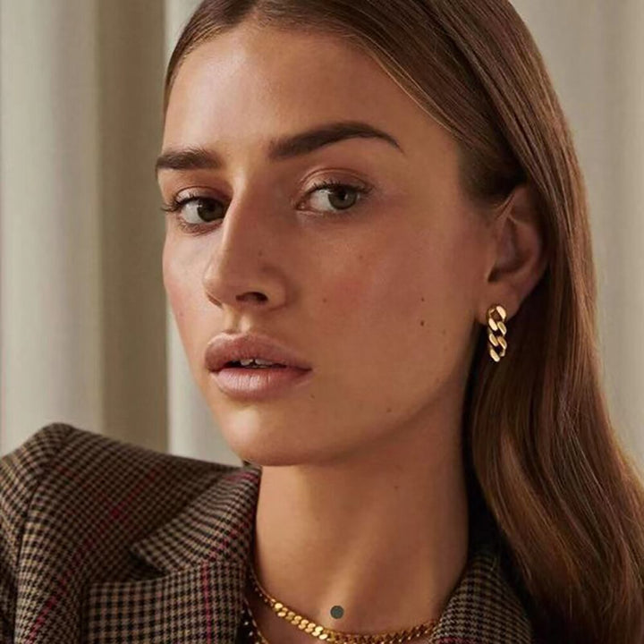 Nixi Twisted Chain Drop Earrings