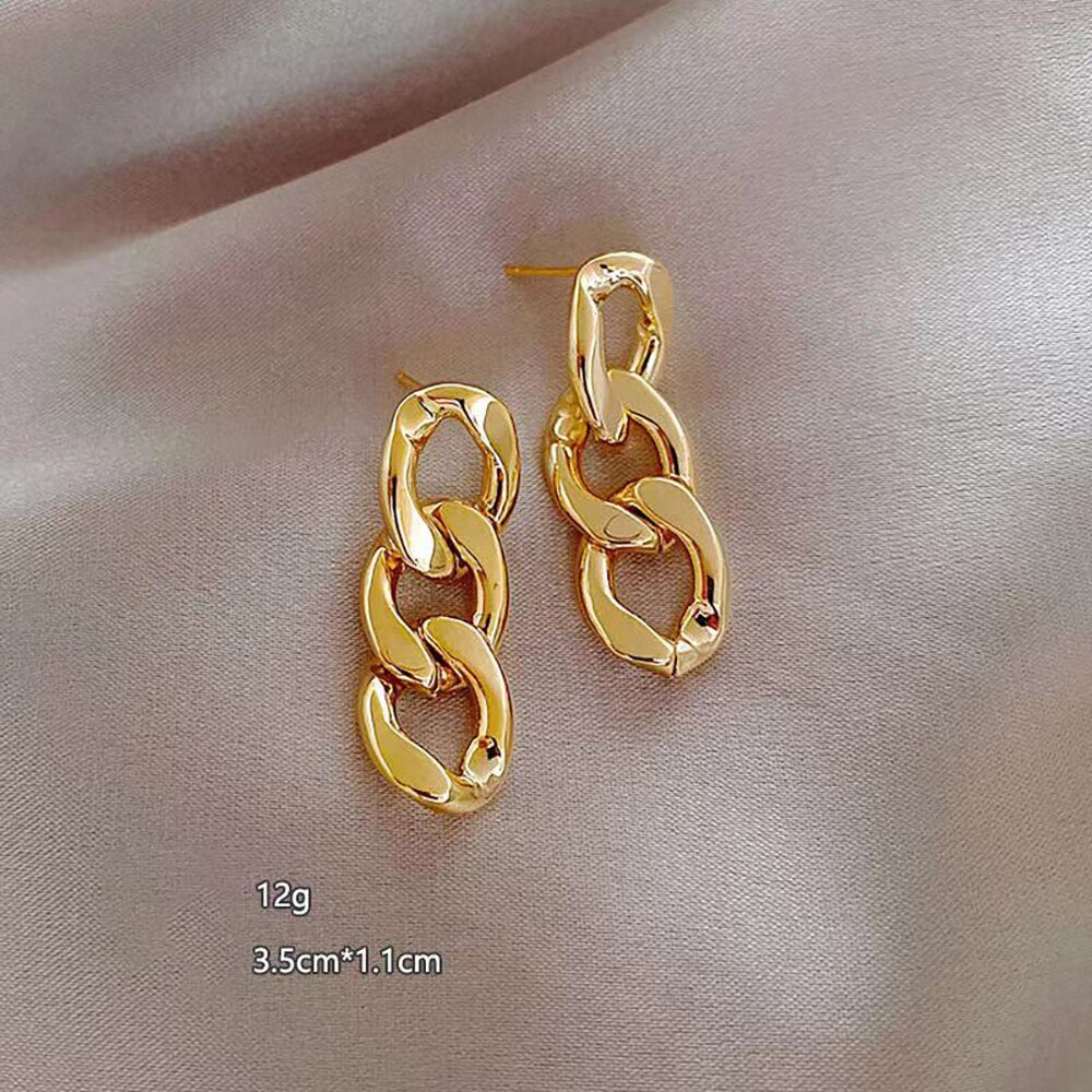 Nixi Twisted Chain Drop Earrings